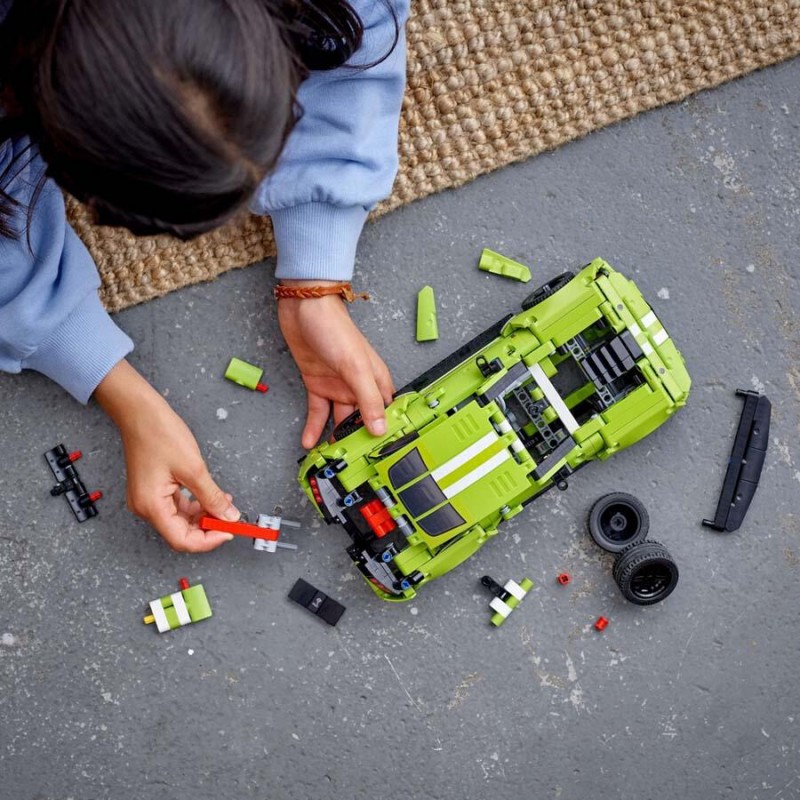 LEGO Technic Ford Mustang Shelby GT500 (42138)